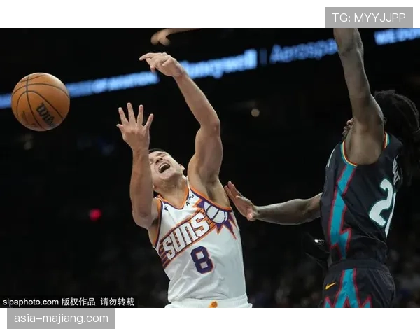 国王三分球45投22中击败太阳,高效进攻瓦解对手防守策略 国王三分球45投22中击败太阳,高效进攻瓦解对手防守策略