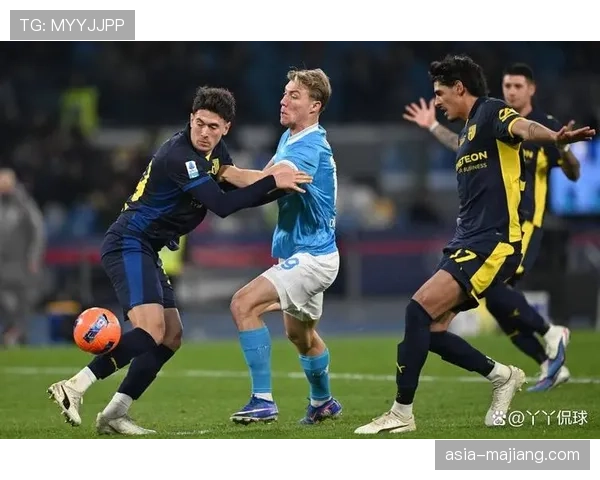 帕尔马1-1战平那不勒斯，升班马展现顽强斗志